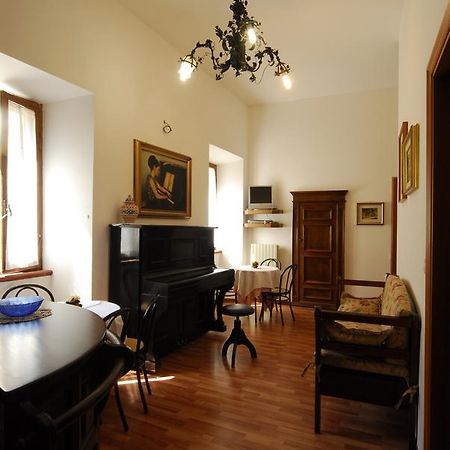 B&B Palazzo Sassatelli กาสเชีย ภายนอก รูปภาพ