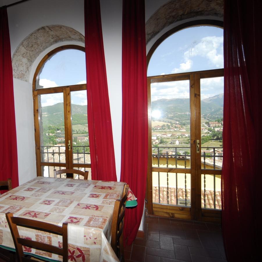 B&B Palazzo Sassatelli กาสเชีย ภายนอก รูปภาพ