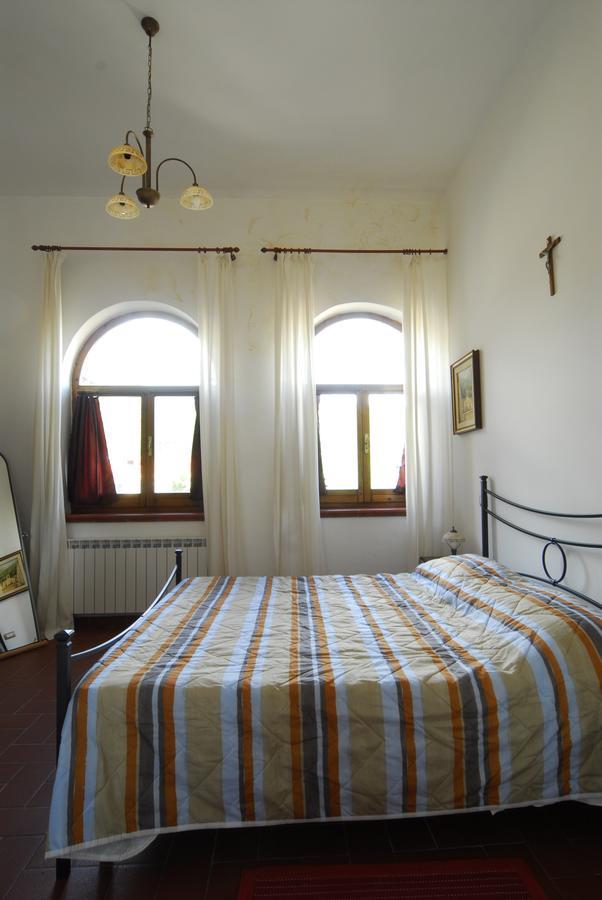 B&B Palazzo Sassatelli กาสเชีย ภายนอก รูปภาพ